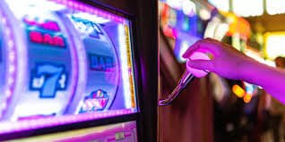 rii88 live casino dealer cantik pengalaman kasino nyata